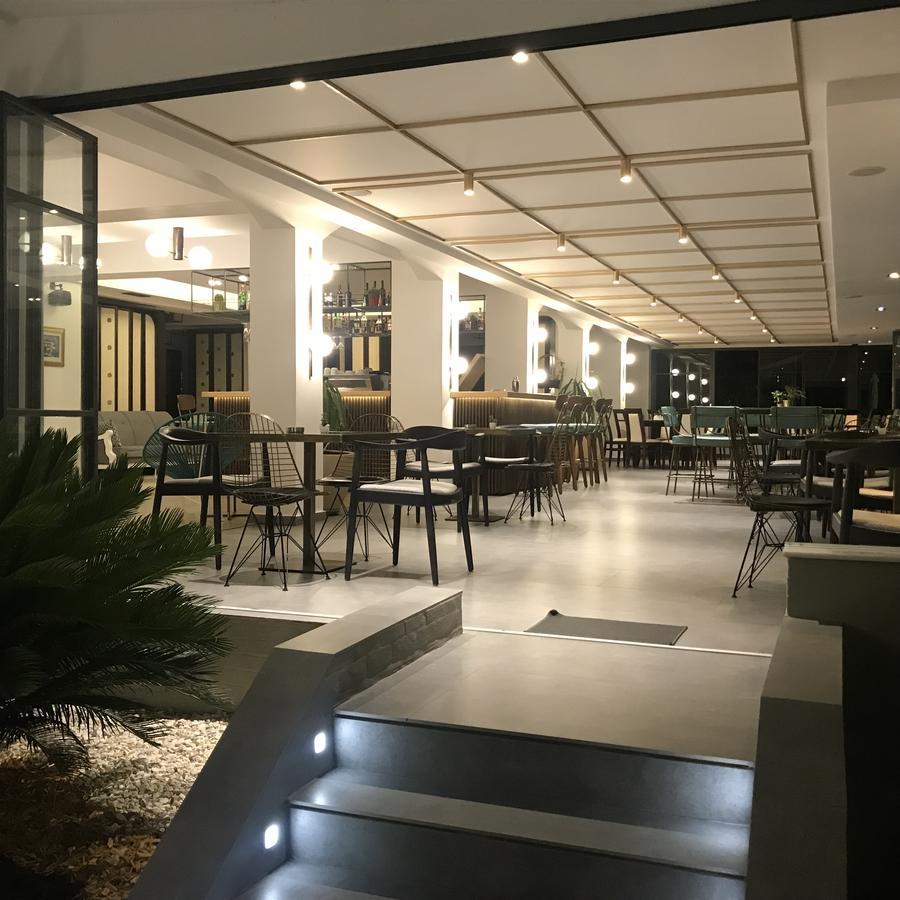 Fanari Hotel Buitenkant foto