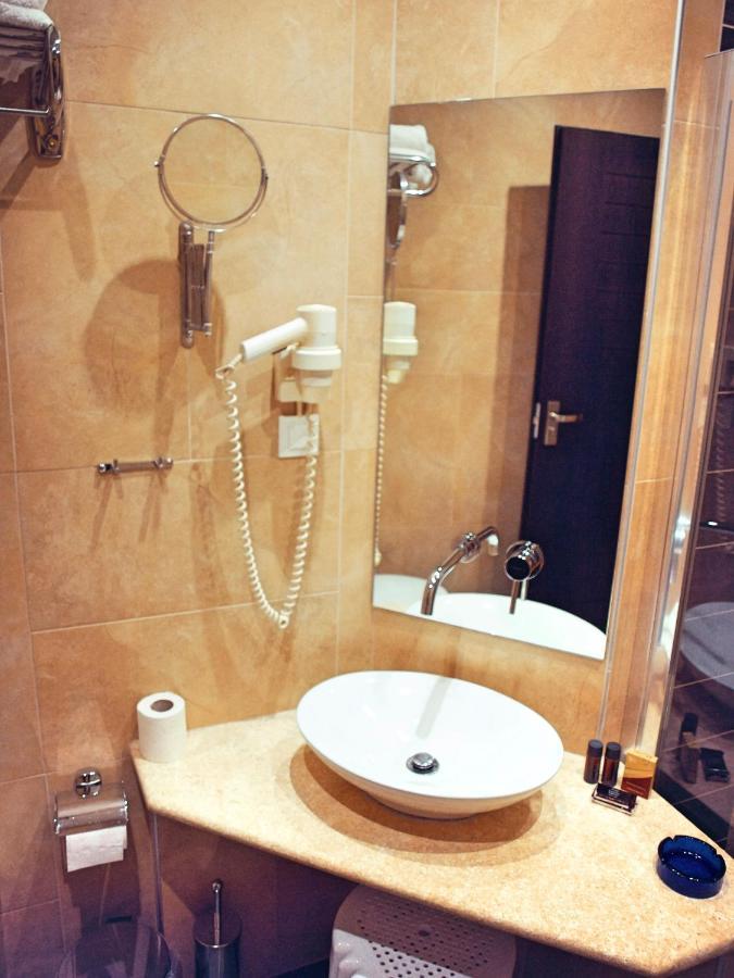 Fanari Hotel Buitenkant foto